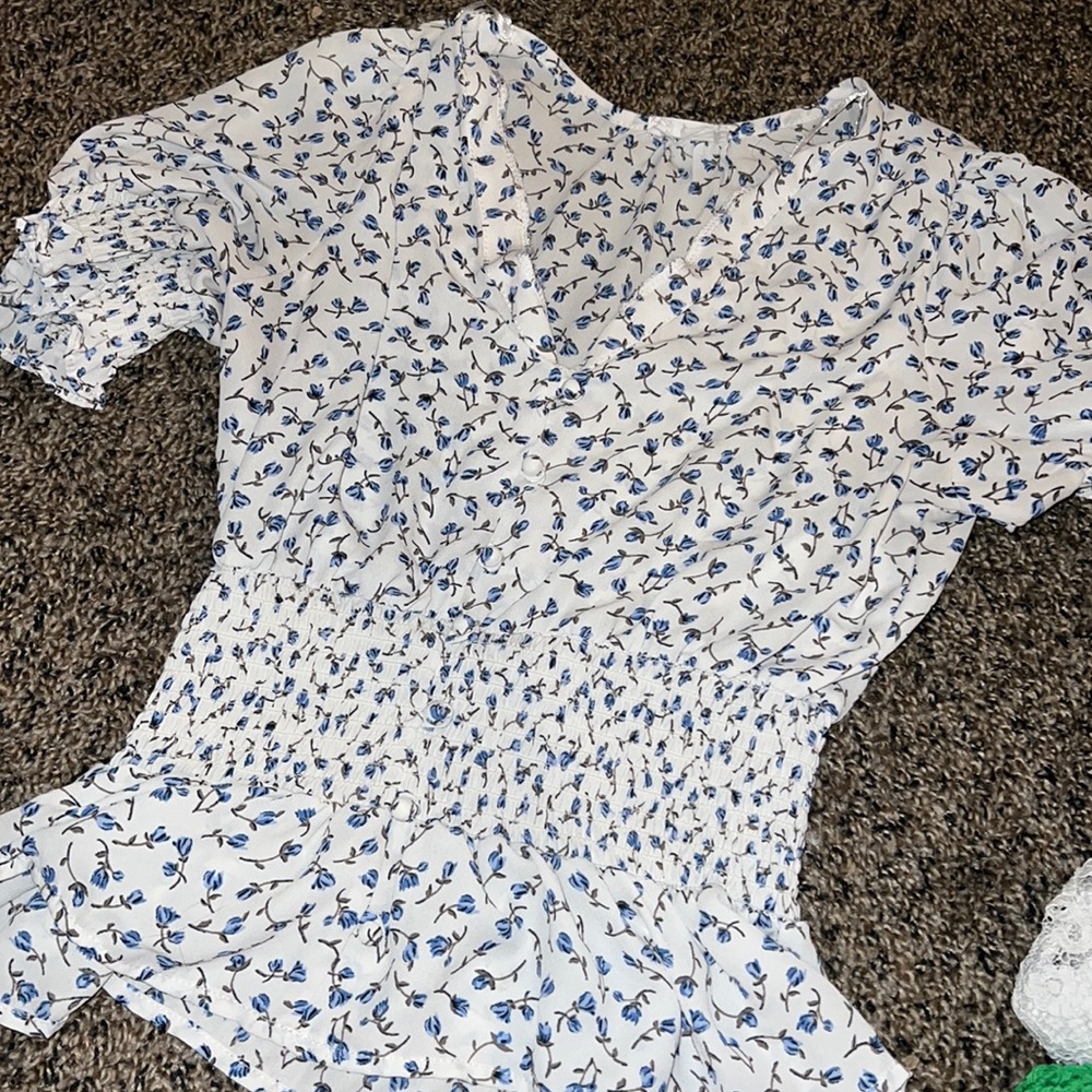 Two pack floral shirts- slightly cropped
